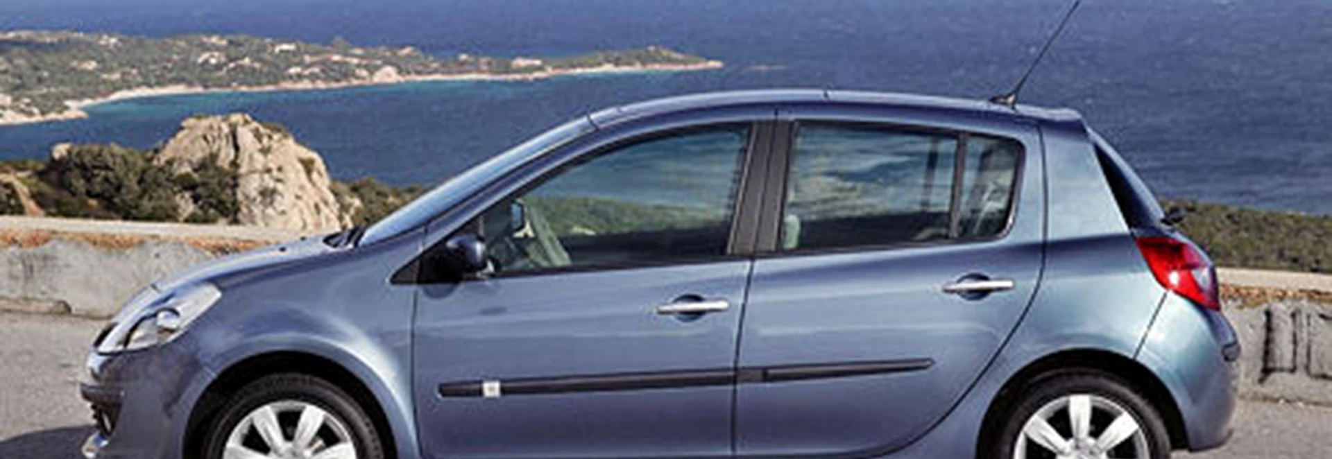 Renault Clio 1.4 16v 98 Privilege Five-Door (2006)